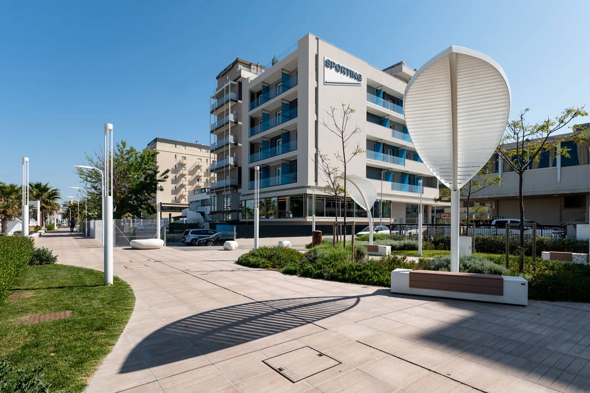 Hotel Sporting, quattro stelle fronte mare a Riccione